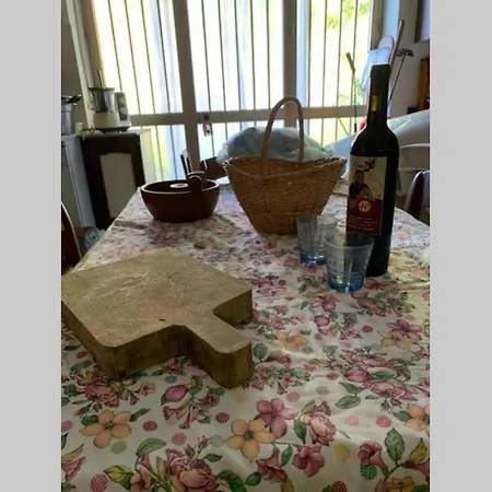 Casa Vacanze Nel Verde. Holiday Home * Baragiano